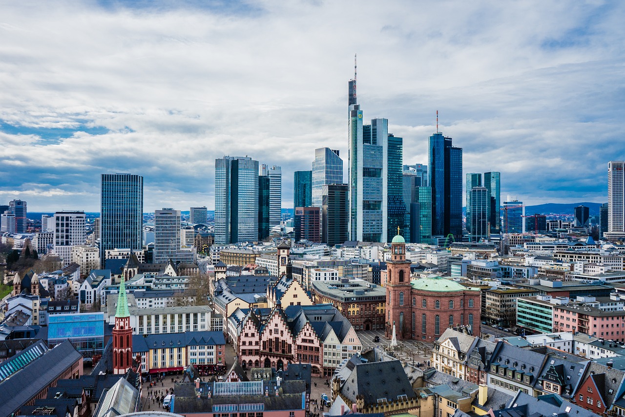 Nano Breaks to Frankfurt